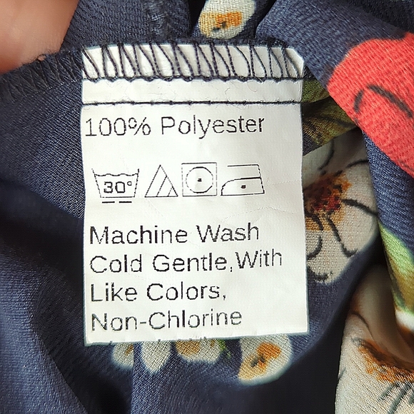 Navy Floral Blouse with Belt - Picture 5 of 6